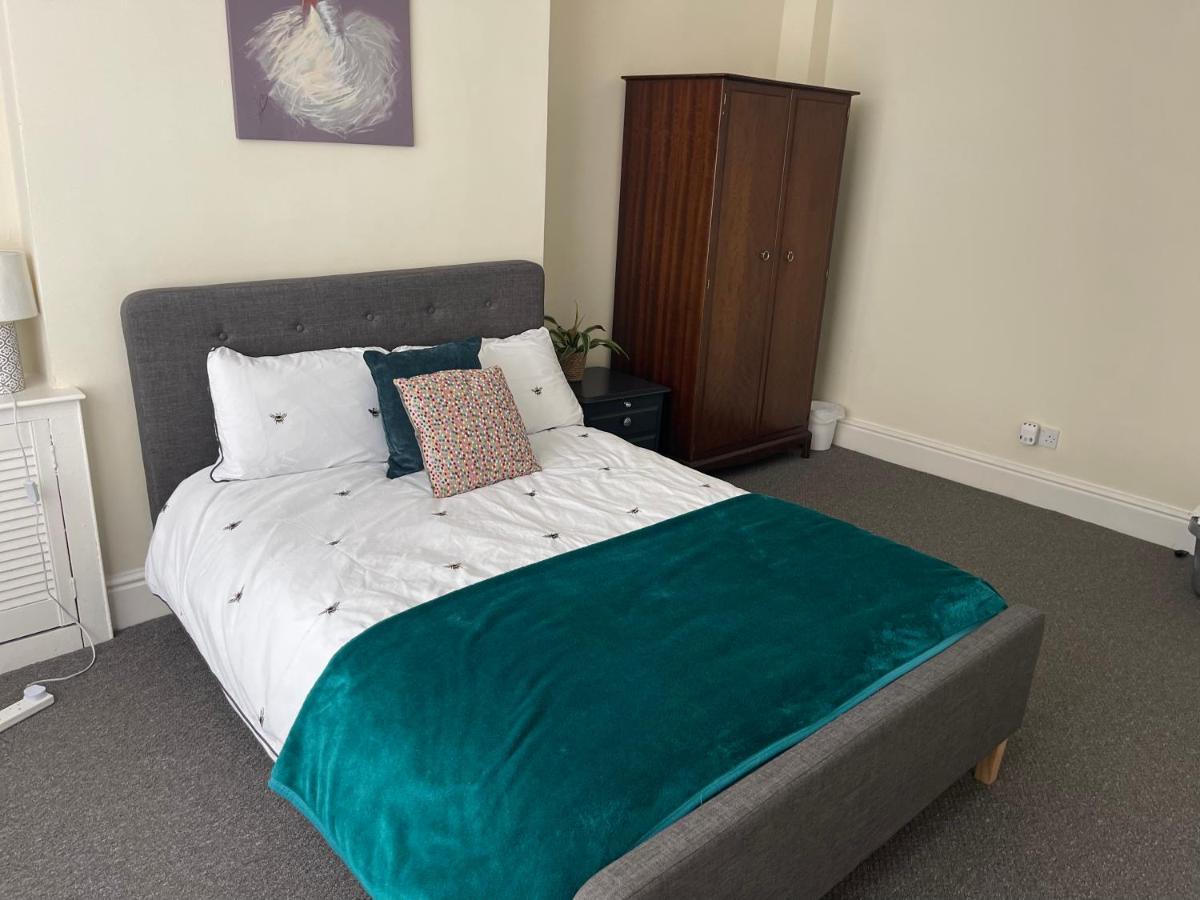 Marks Place Apartment *